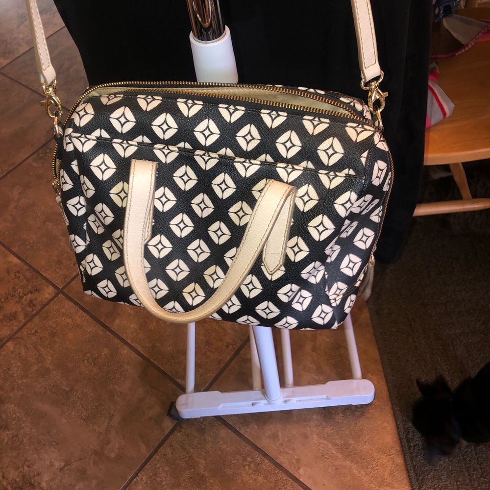Fossil purse